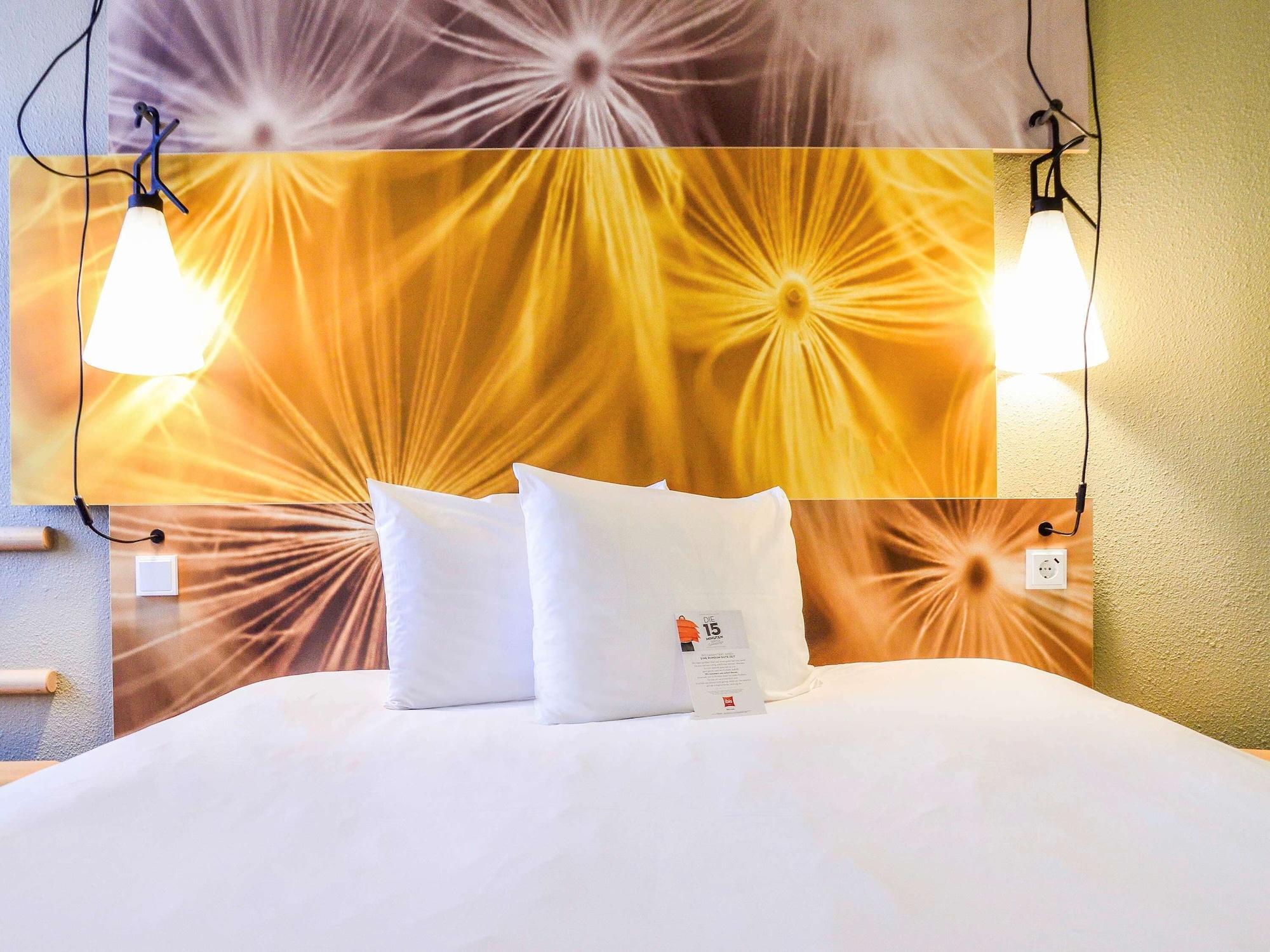 Ibis Hotel Frankfurt Airport Kelsterbach Bagian luar foto