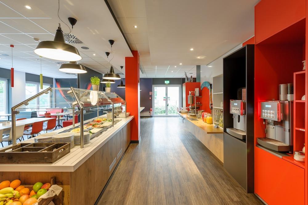 Ibis Hotel Frankfurt Airport Kelsterbach Bagian luar foto