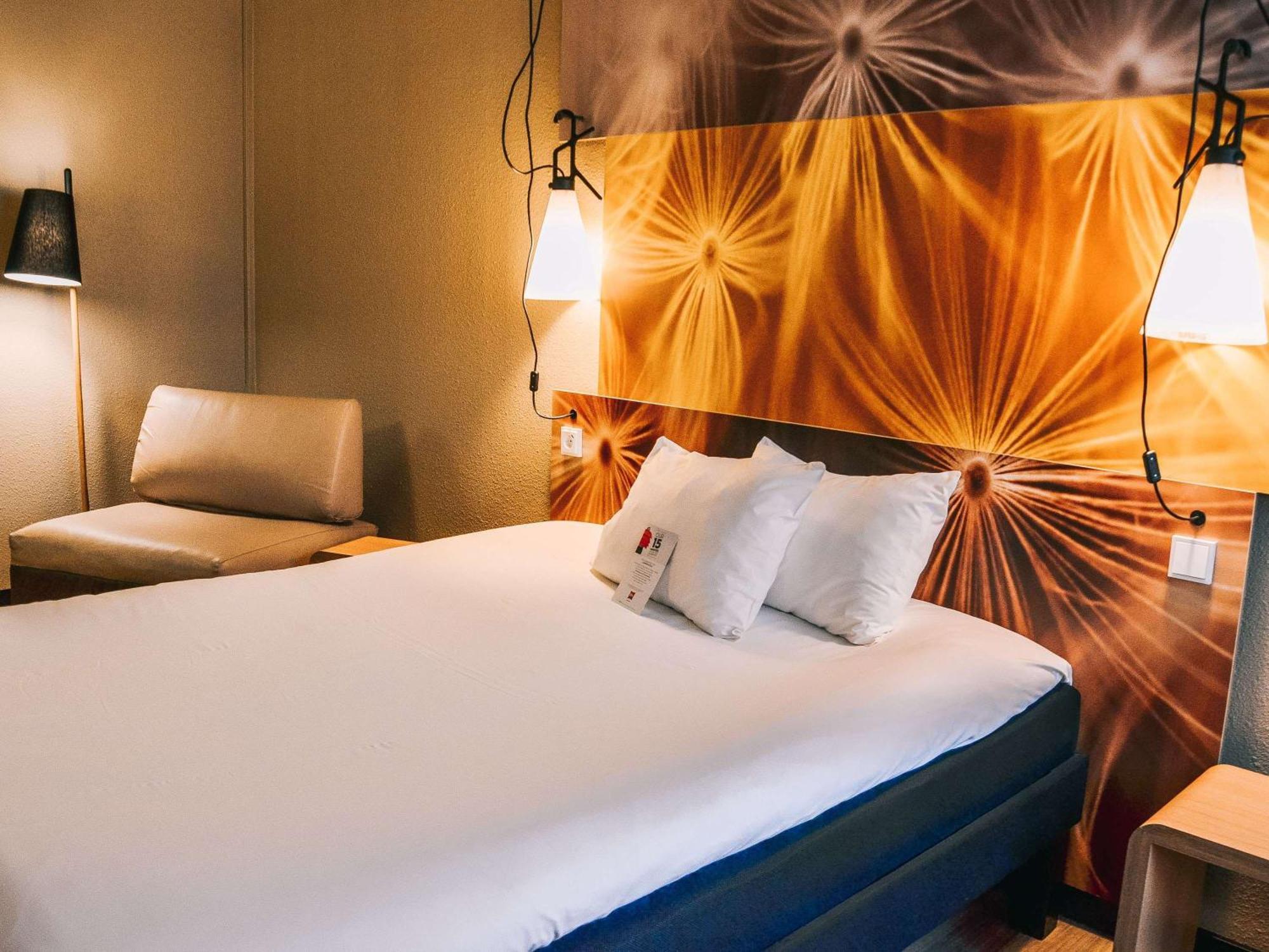 Ibis Hotel Frankfurt Airport Kelsterbach Bagian luar foto