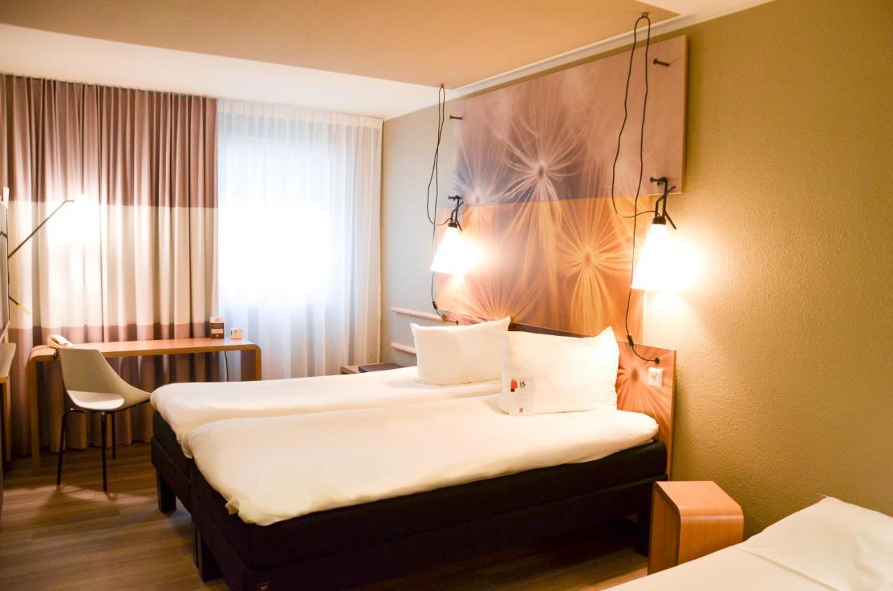 Ibis Hotel Frankfurt Airport Kelsterbach Bagian luar foto
