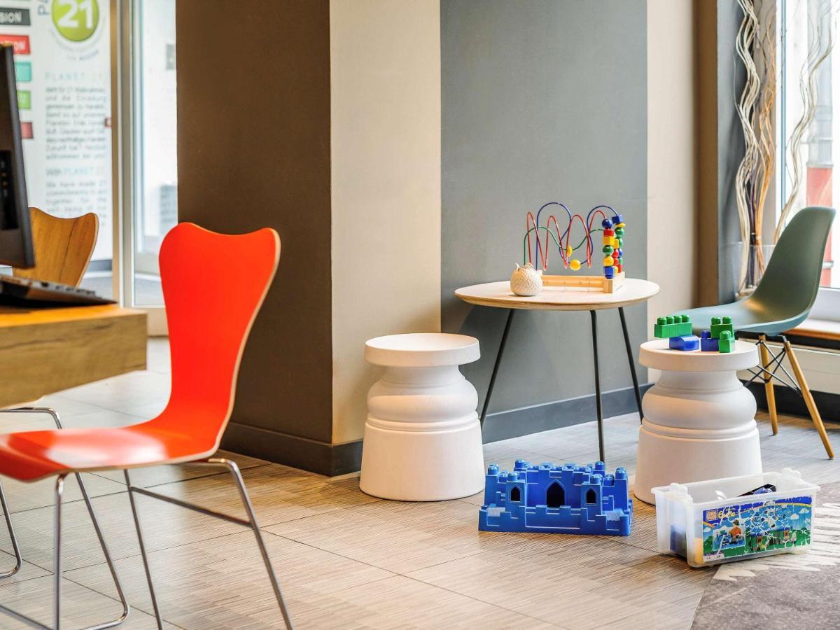 Ibis Hotel Frankfurt Airport Kelsterbach Bagian luar foto